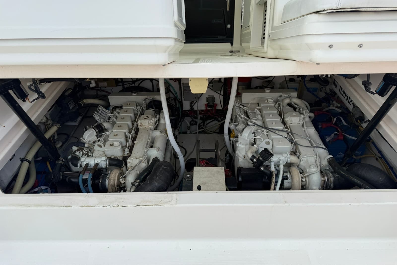 2003 Tiara Yachts 3500 Open - Photo 33