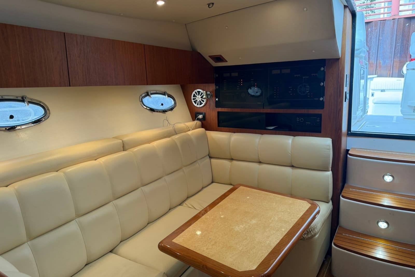 2003 Tiara Yachts 3500 Open - Photo 26