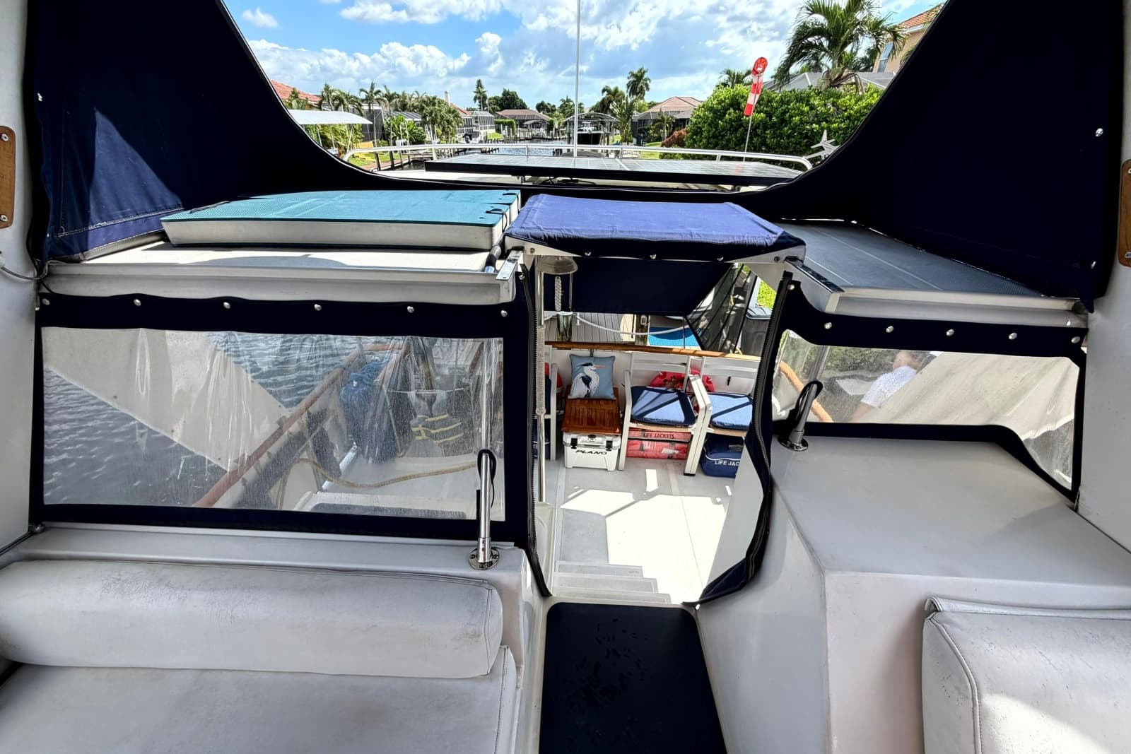 1998 Heritage East 36 Sundeck Trawler - Photo 25