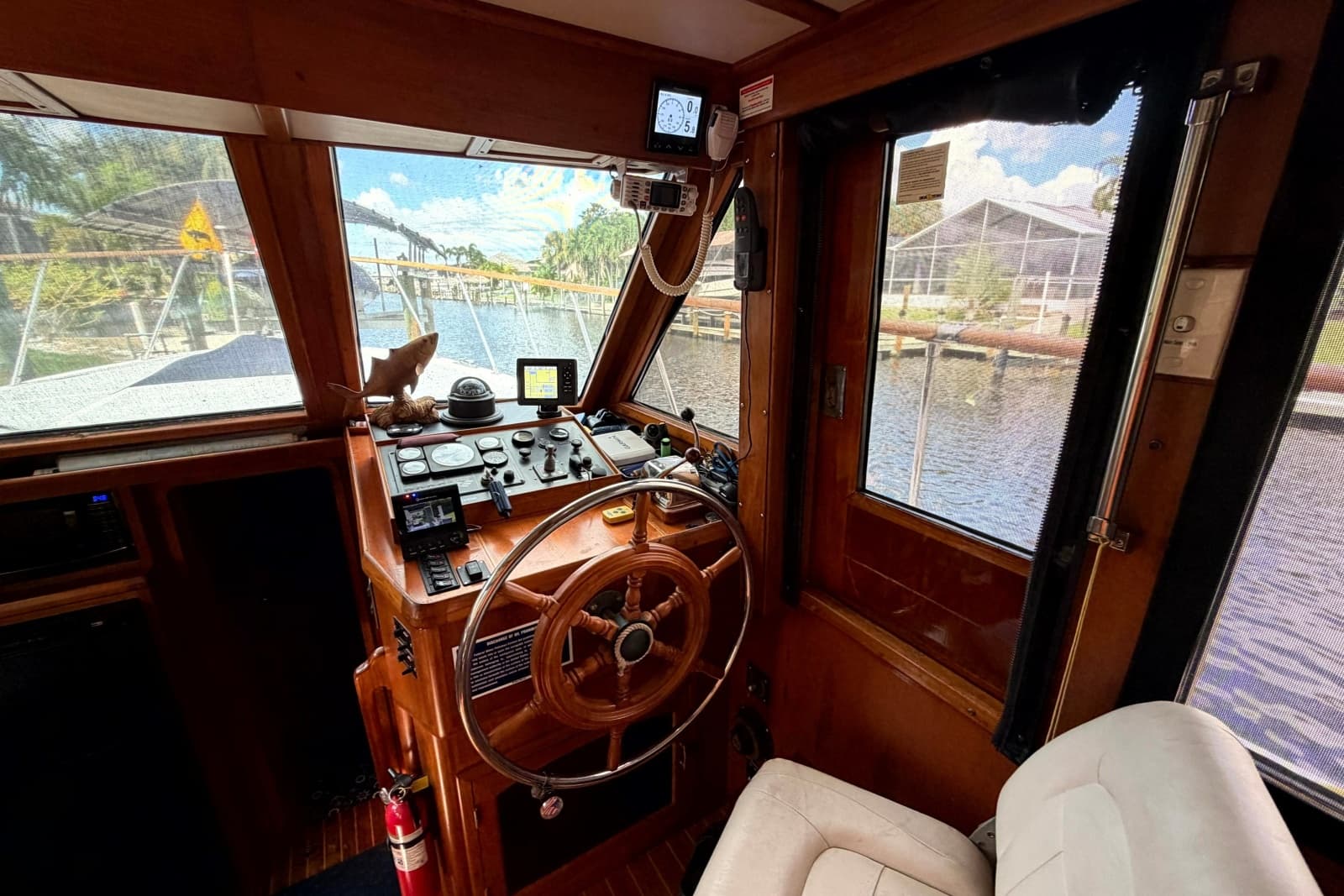 1998 Heritage East 36 Sundeck Trawler - Photo 39