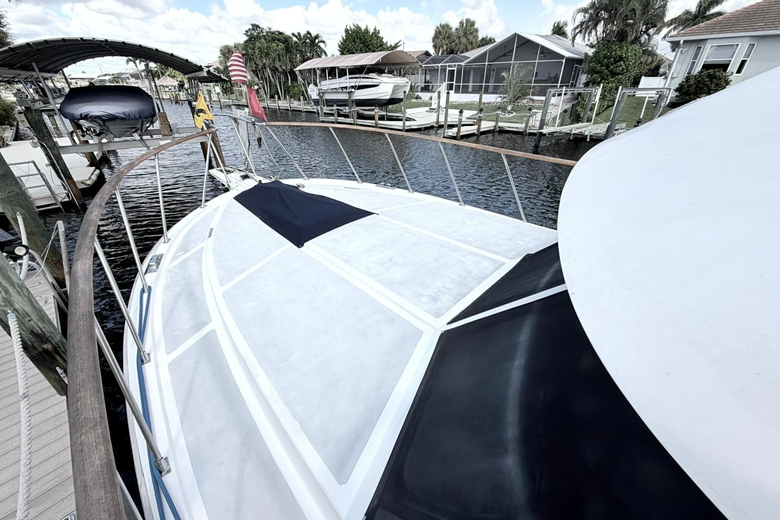 1998 Heritage East 36 Sundeck Trawler - Photo 9