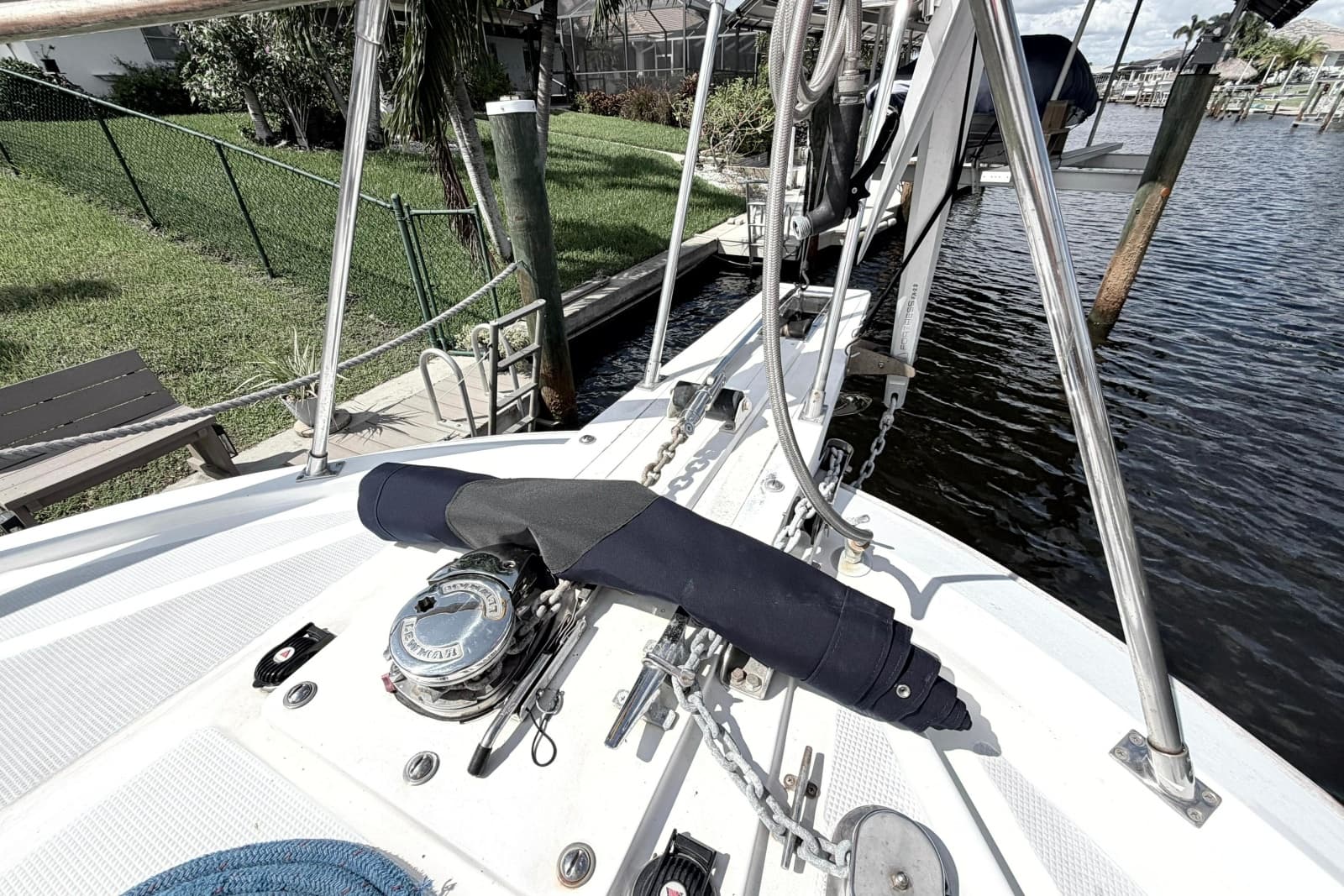 1998 Heritage East 36 Sundeck Trawler - Photo 13
