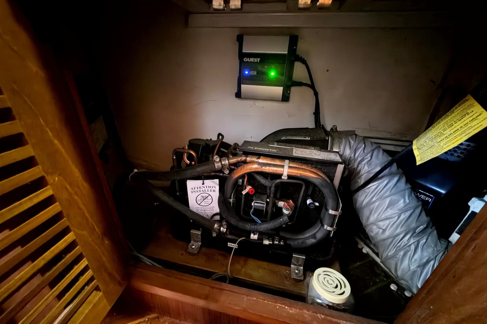 1998 Heritage East 36 Sundeck Trawler - Photo 47