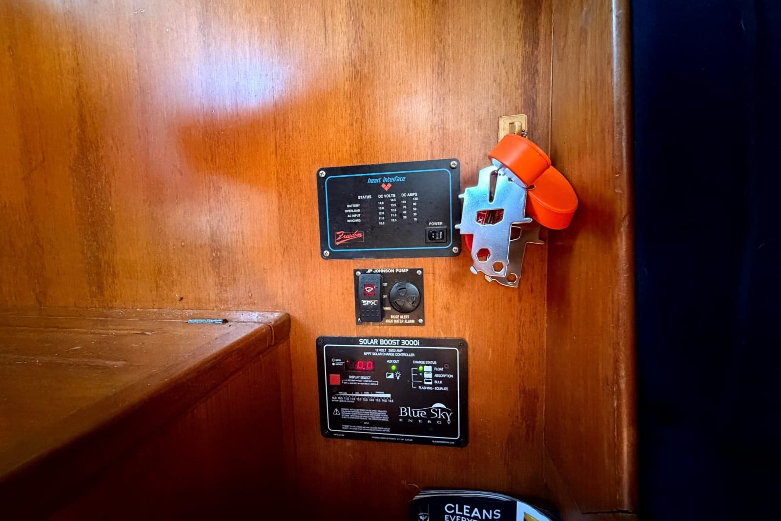 1998 Heritage East 36 Sundeck Trawler - Photo 63