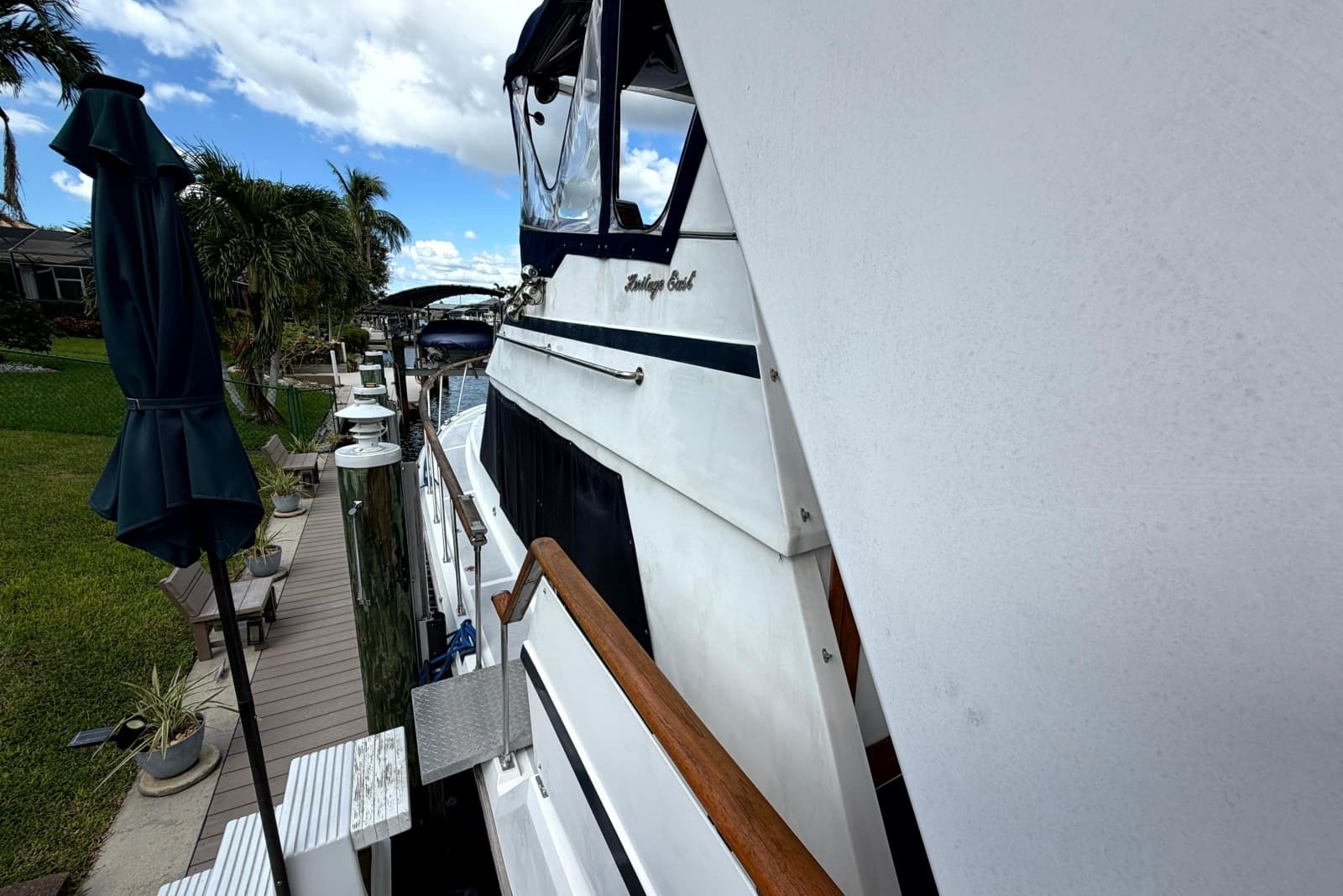 1998 Heritage East 36 Sundeck Trawler - Photo 37