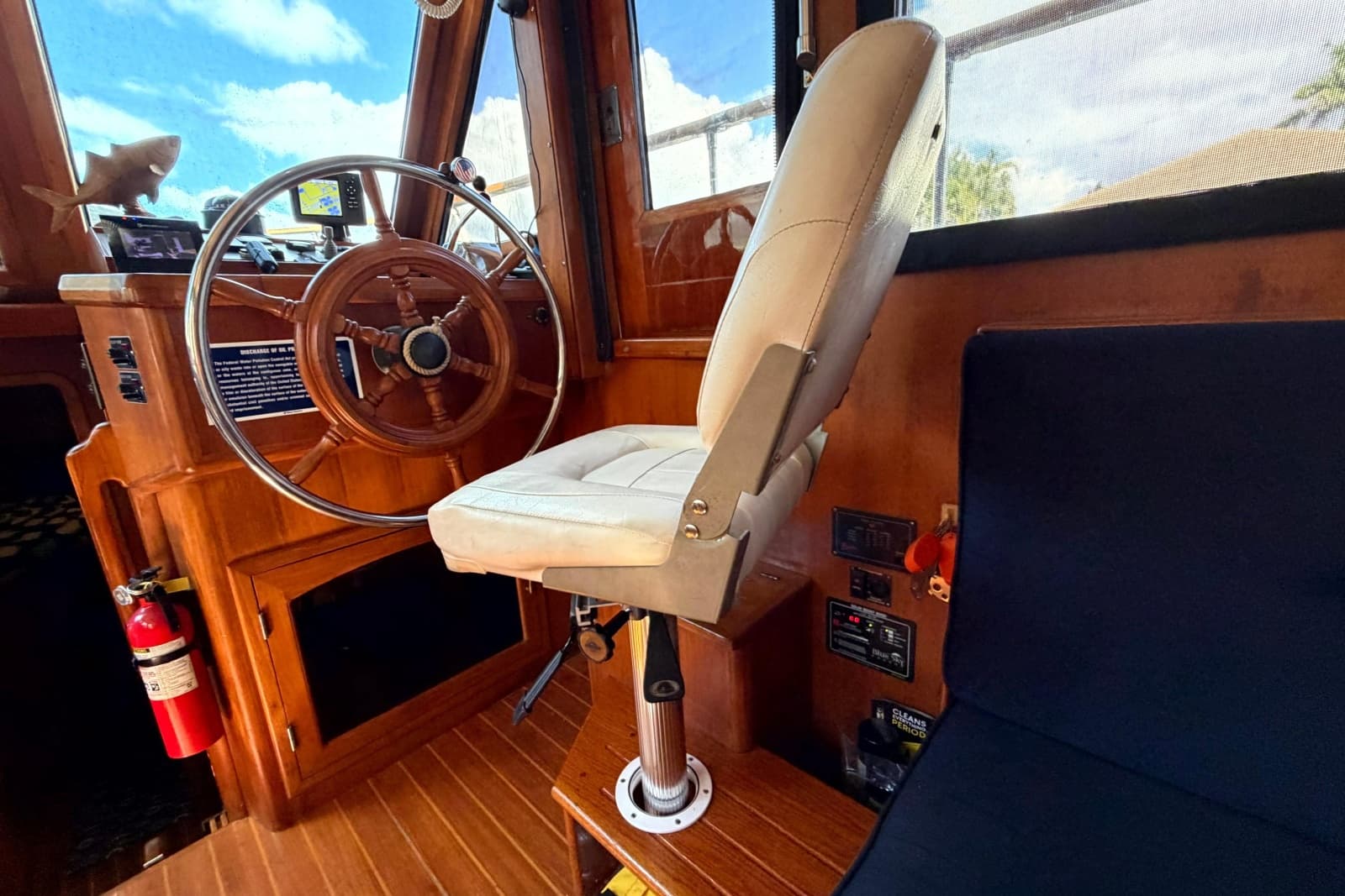1998 Heritage East 36 Sundeck Trawler - Photo 64