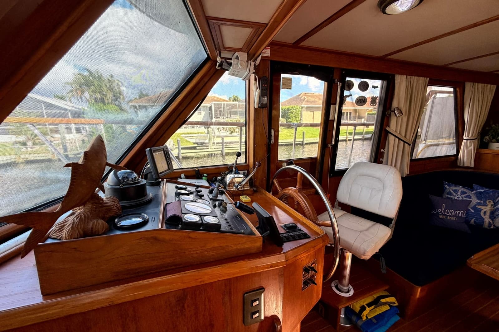 1998 Heritage East 36 Sundeck Trawler - Photo 61