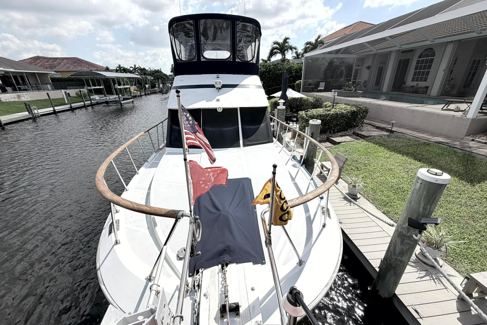 1998 Heritage East 36 Sundeck Trawler - Photo 11