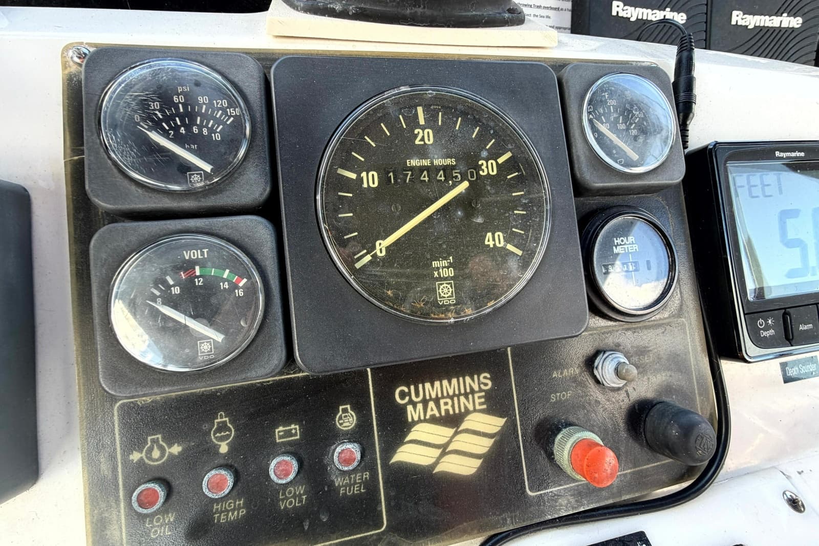 1998 Heritage East 36 Sundeck Trawler - Photo 18