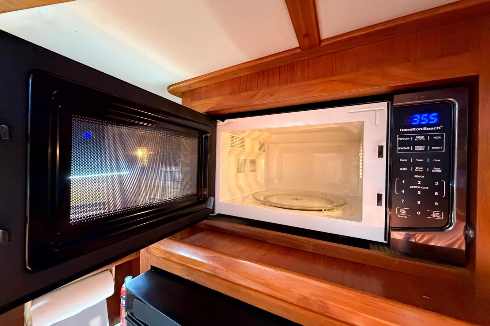 1998 Heritage East 36 Sundeck Trawler - Photo 53