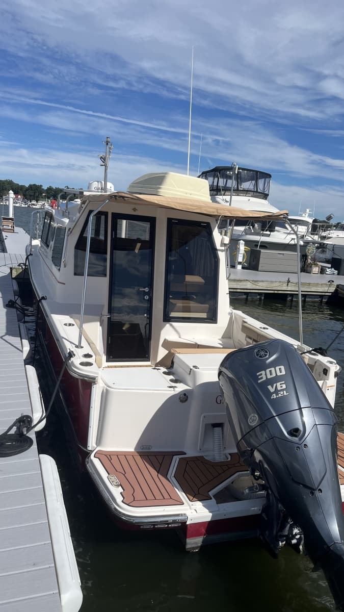 2022 Ranger Tugs R27 - Photo 3