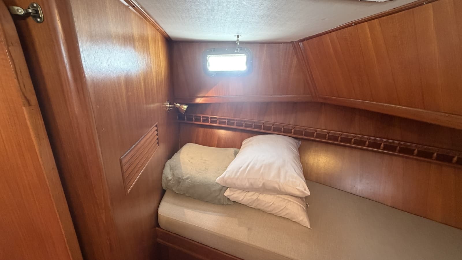 1987 Albin 43 Double Cabin - Photo 20