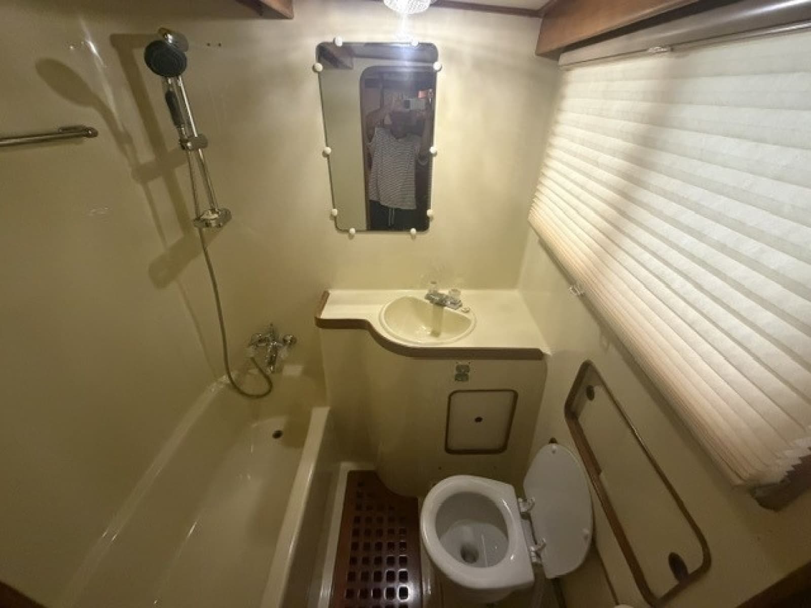 1987 Albin 43 Double Cabin - Photo 27