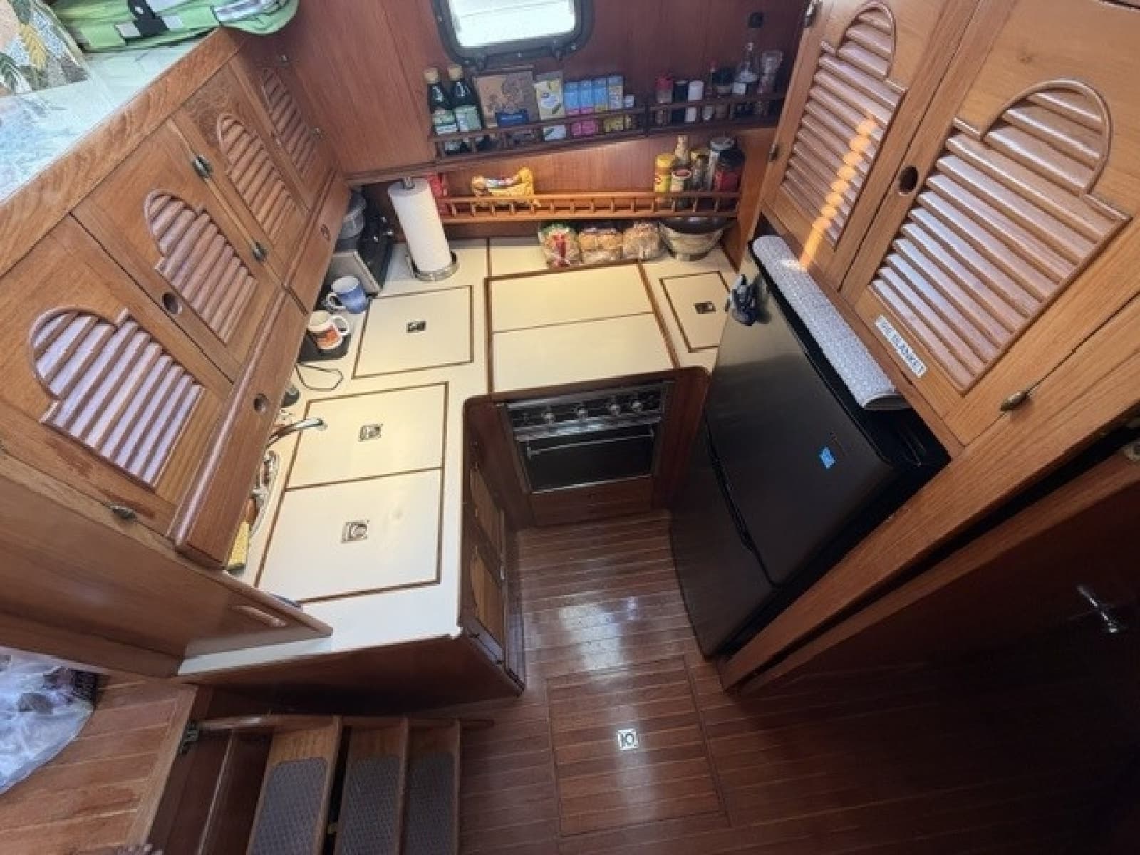 1987 Albin 43 Double Cabin - Photo 17