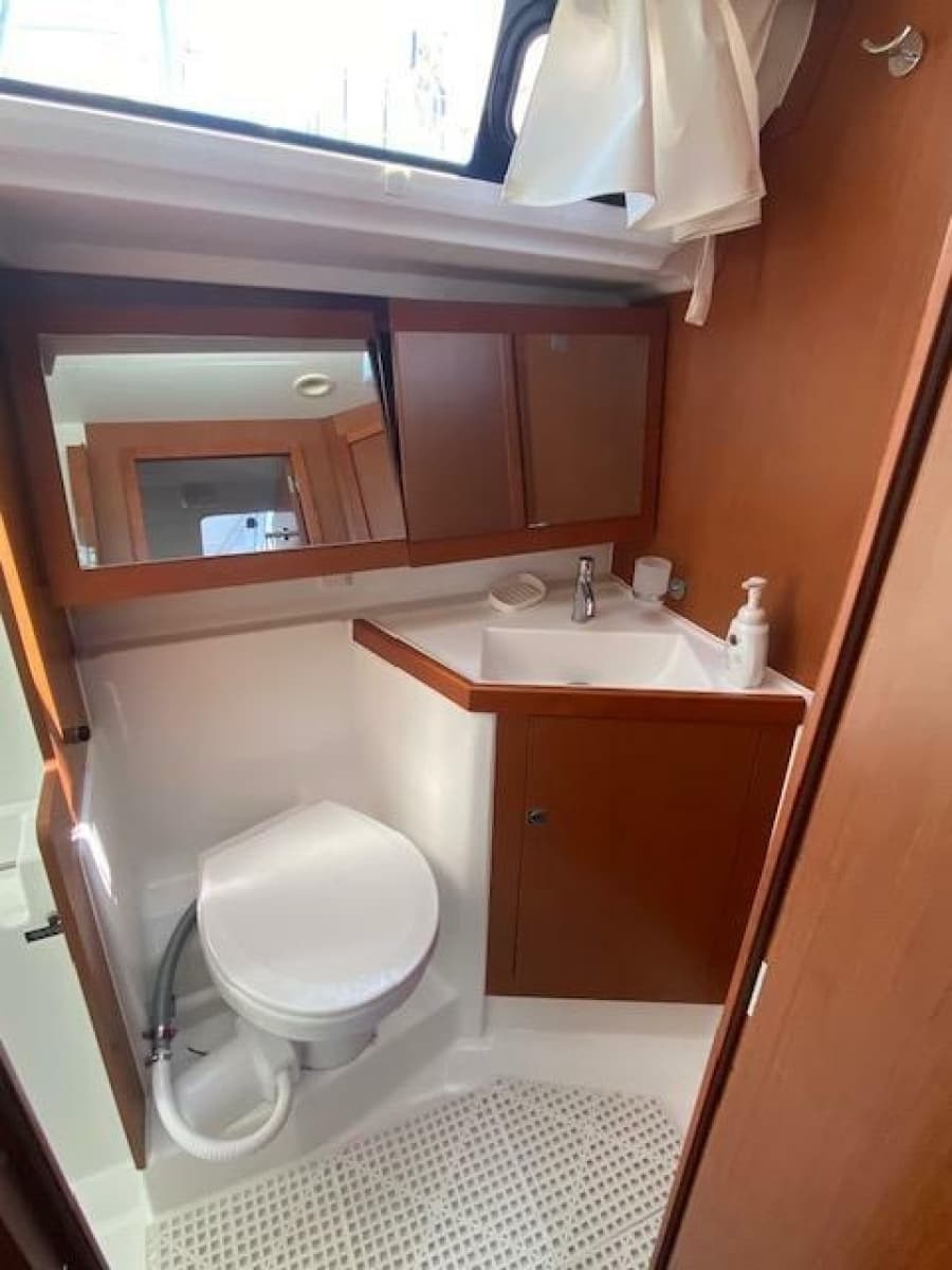 2015 Beneteau 41 - Photo 9