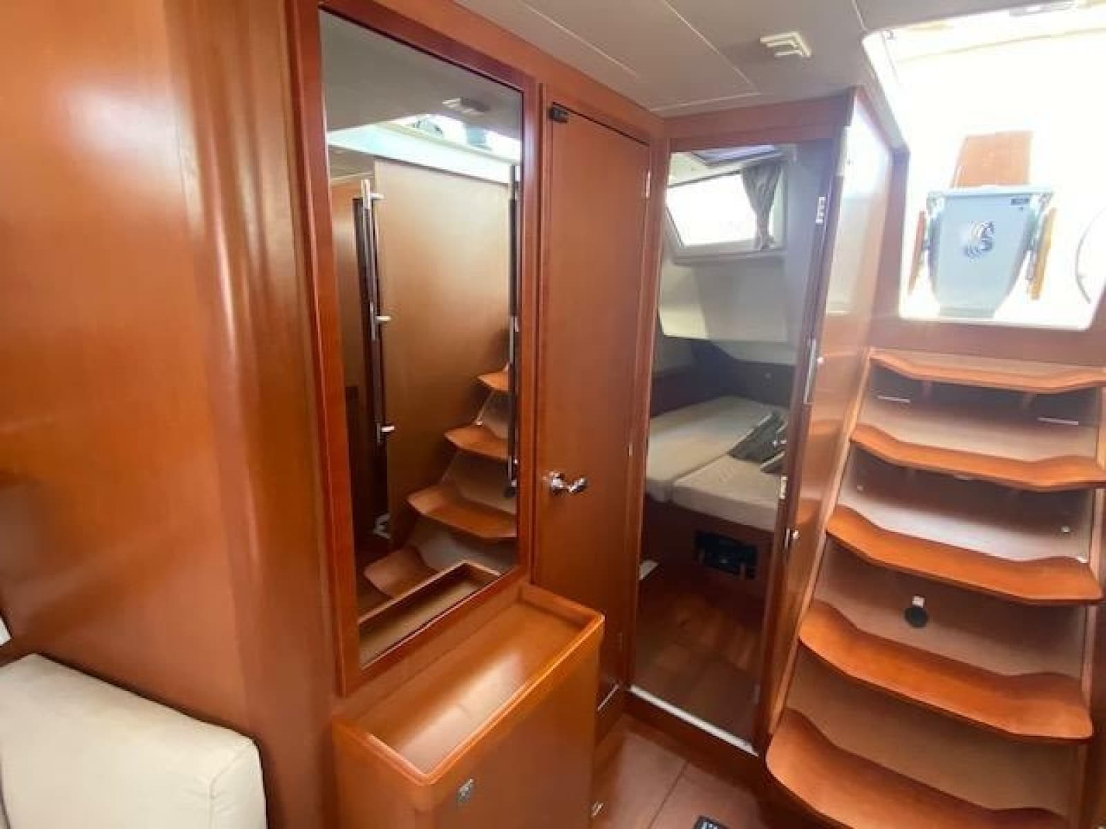 2015 Beneteau 41 - Photo 8