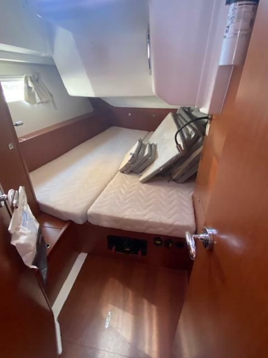 2015 Beneteau 41 - Photo 12