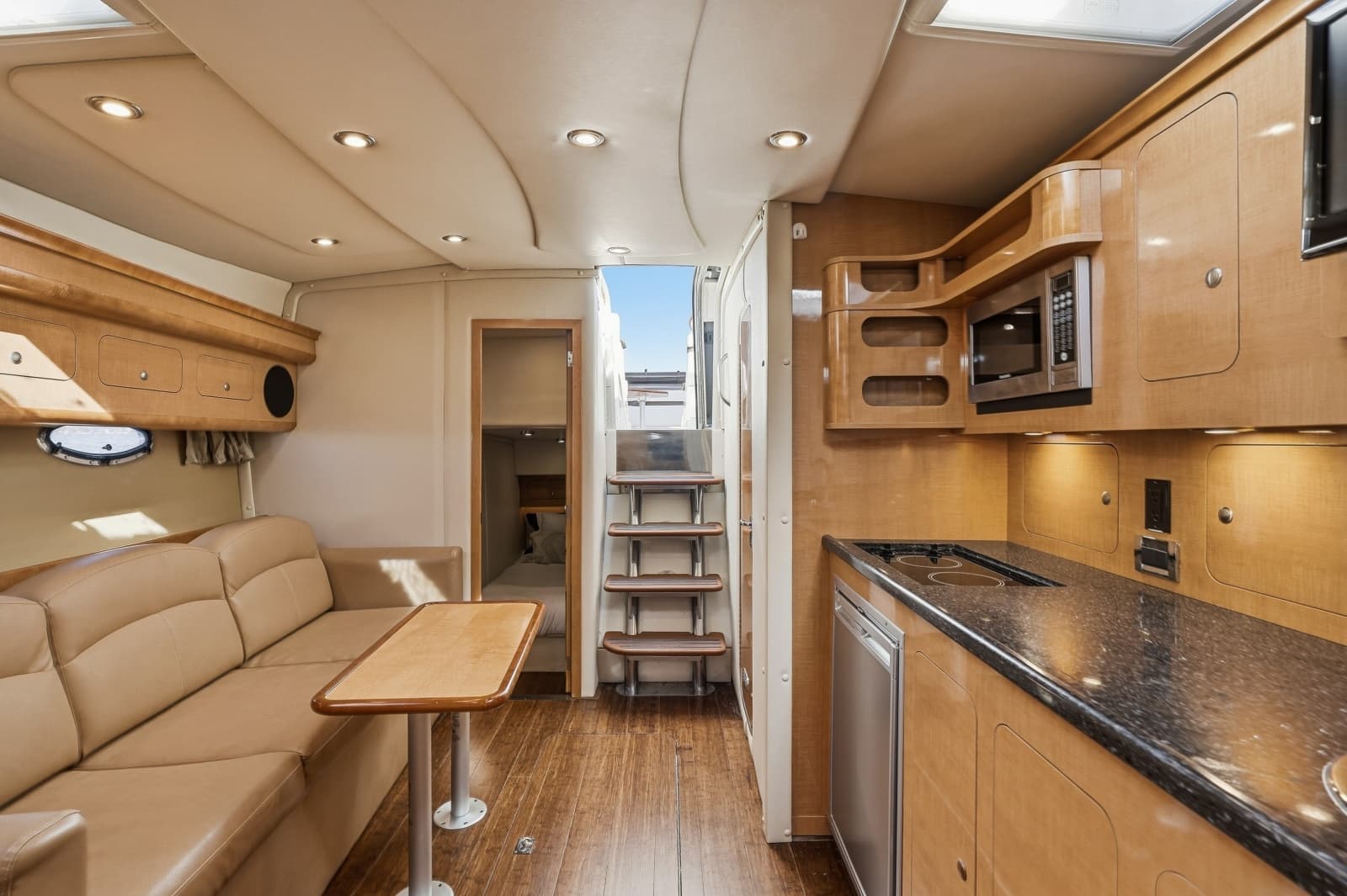 2014 Rinker 400 Express - Photo 18