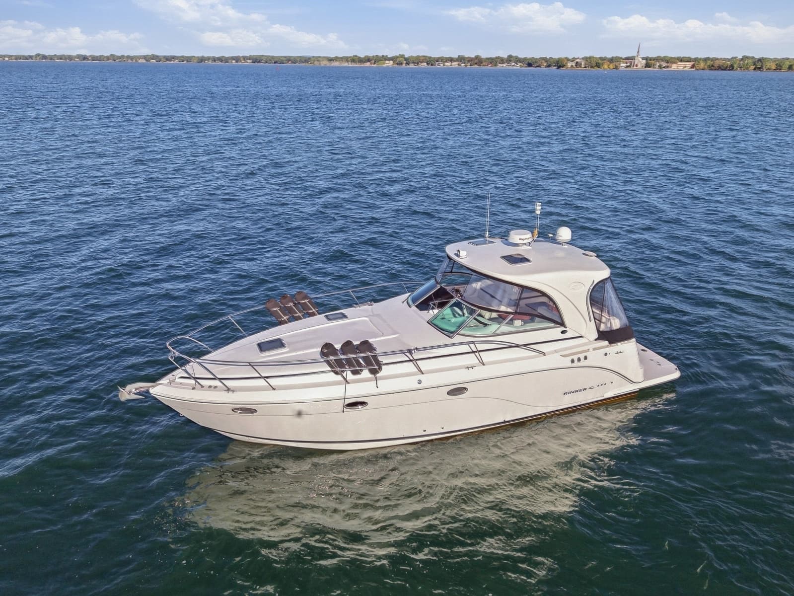 2014 Rinker 400 Express - Photo 3