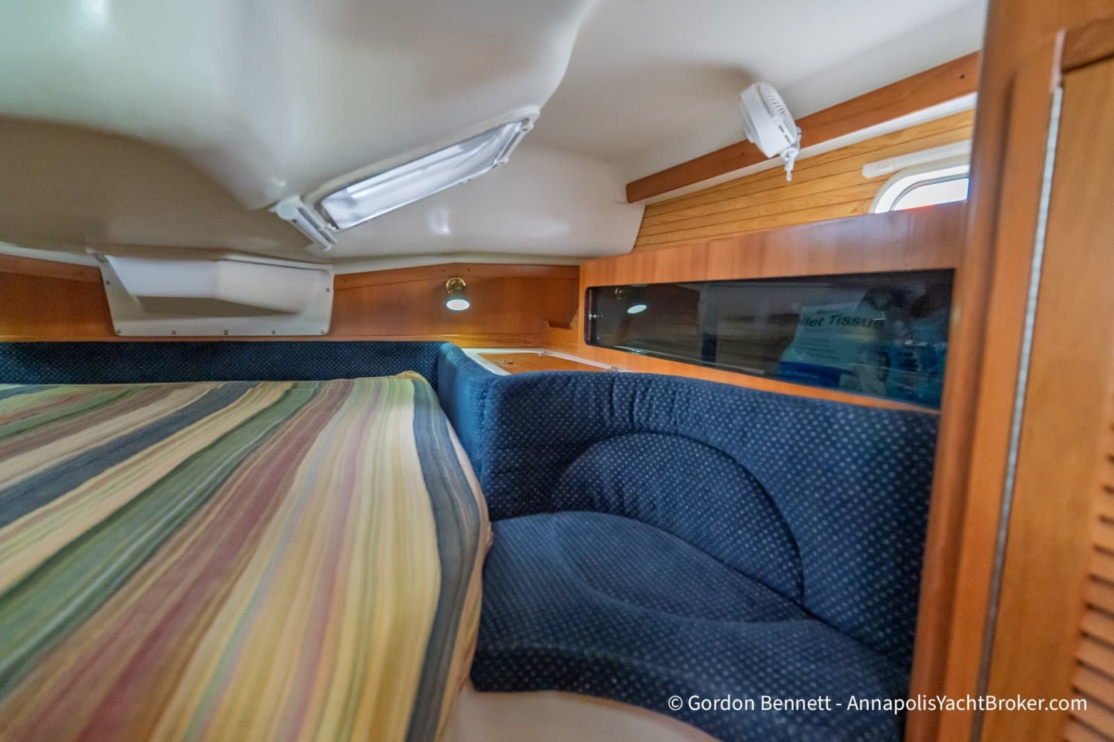 2003 Catalina 380 - Photo 46