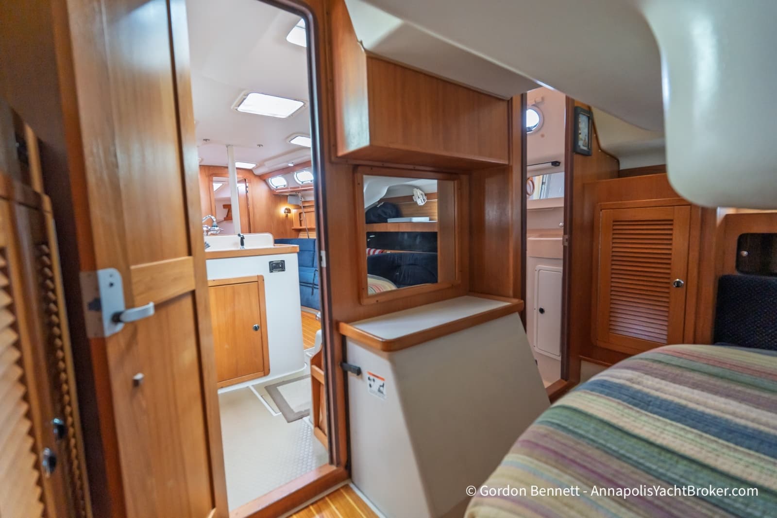 2003 Catalina 380 - Photo 49