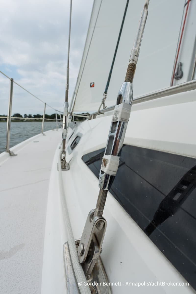 2003 Catalina 380 - Photo 15