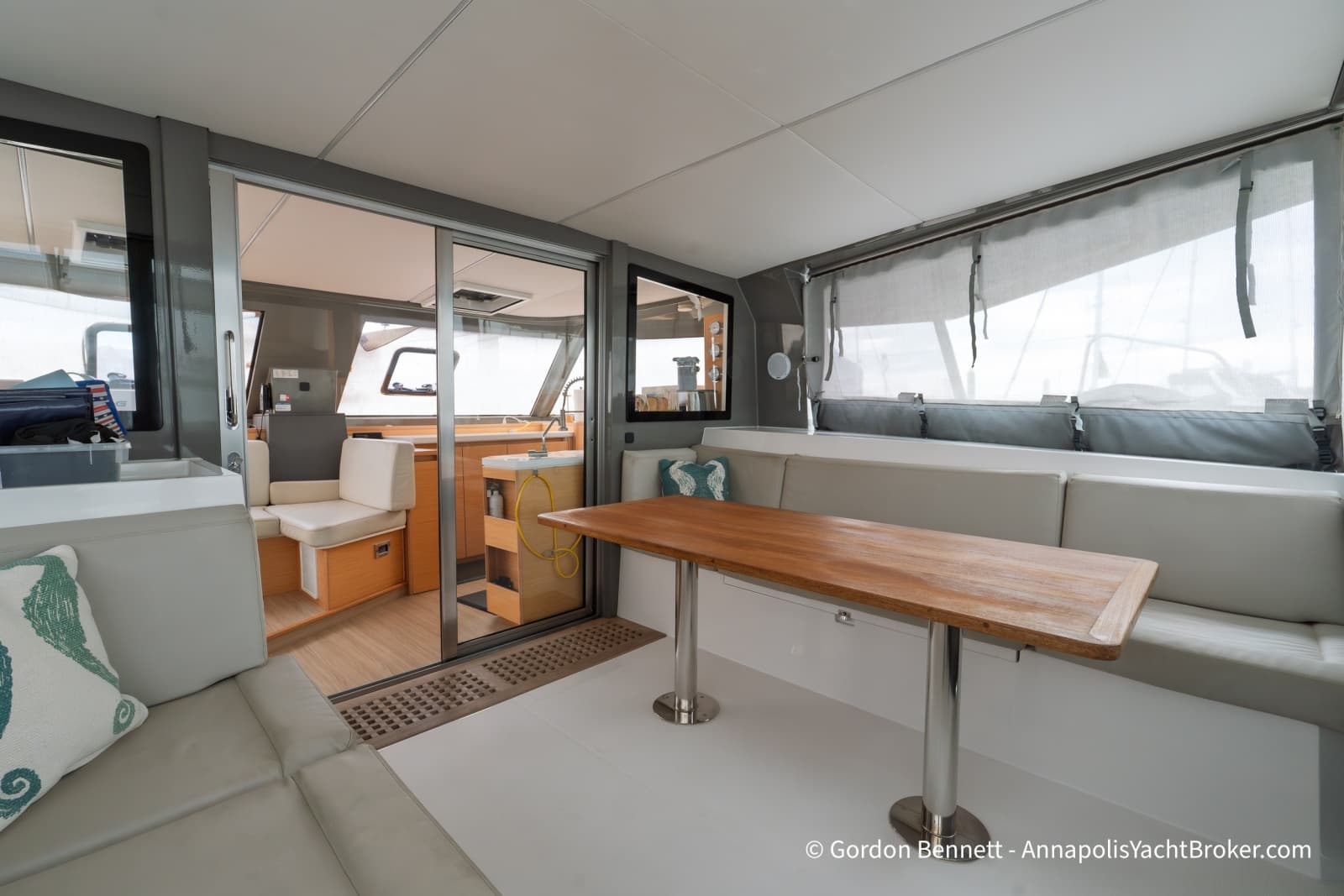2019 Nautitech 40 Open - Photo 4
