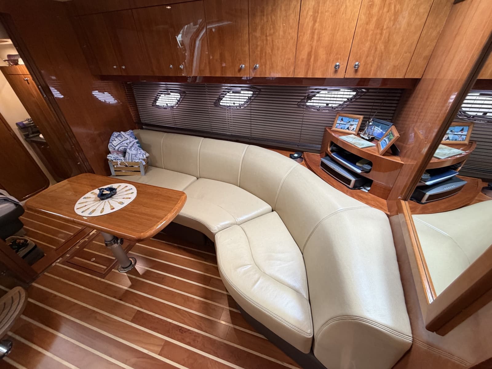 2011 Regal 46 Sports Coupe - Photo 27