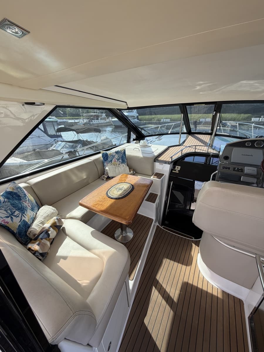 2011 Regal 46 Sports Coupe - Photo 8