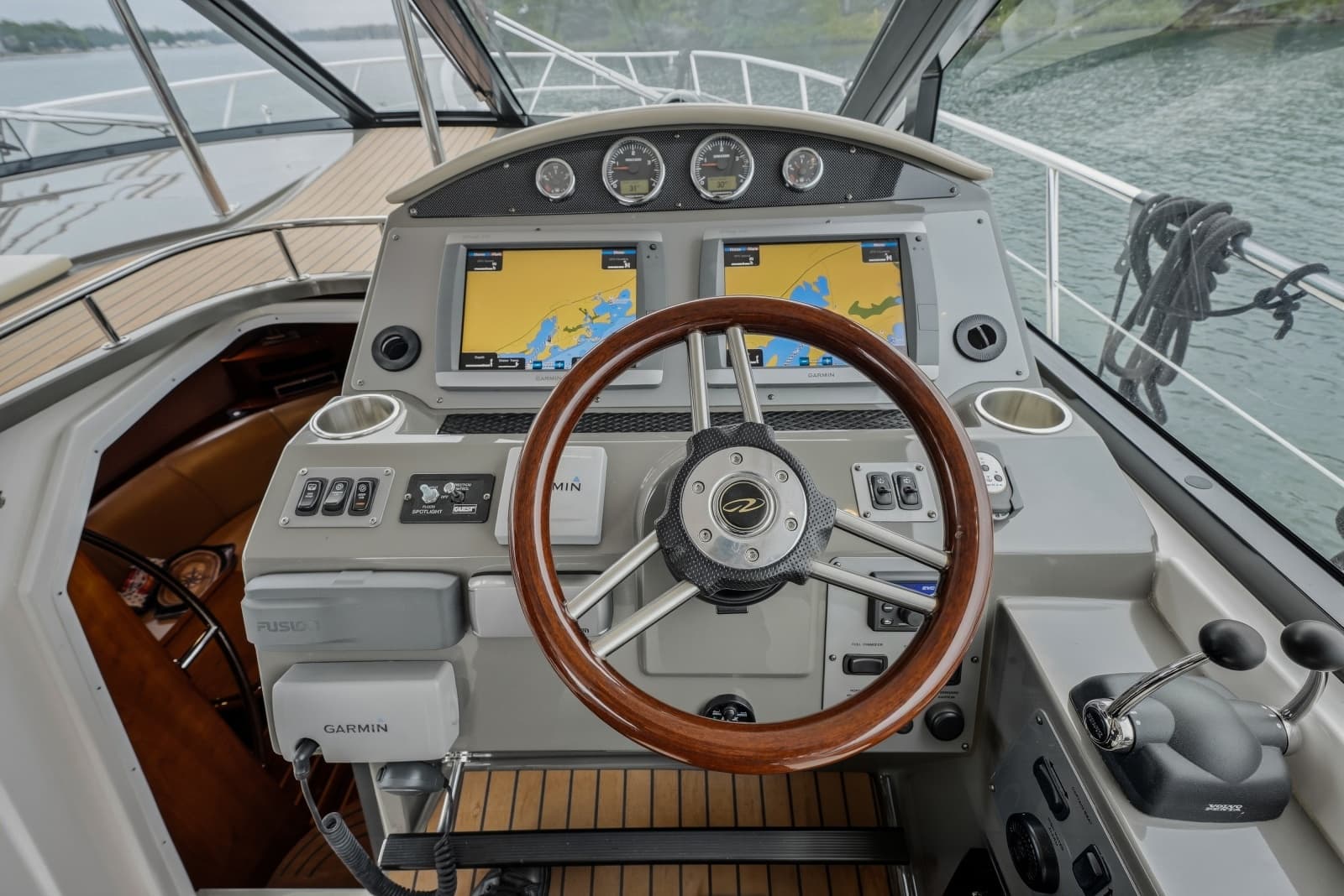 2011 Regal 46 Sports Coupe - Photo 11