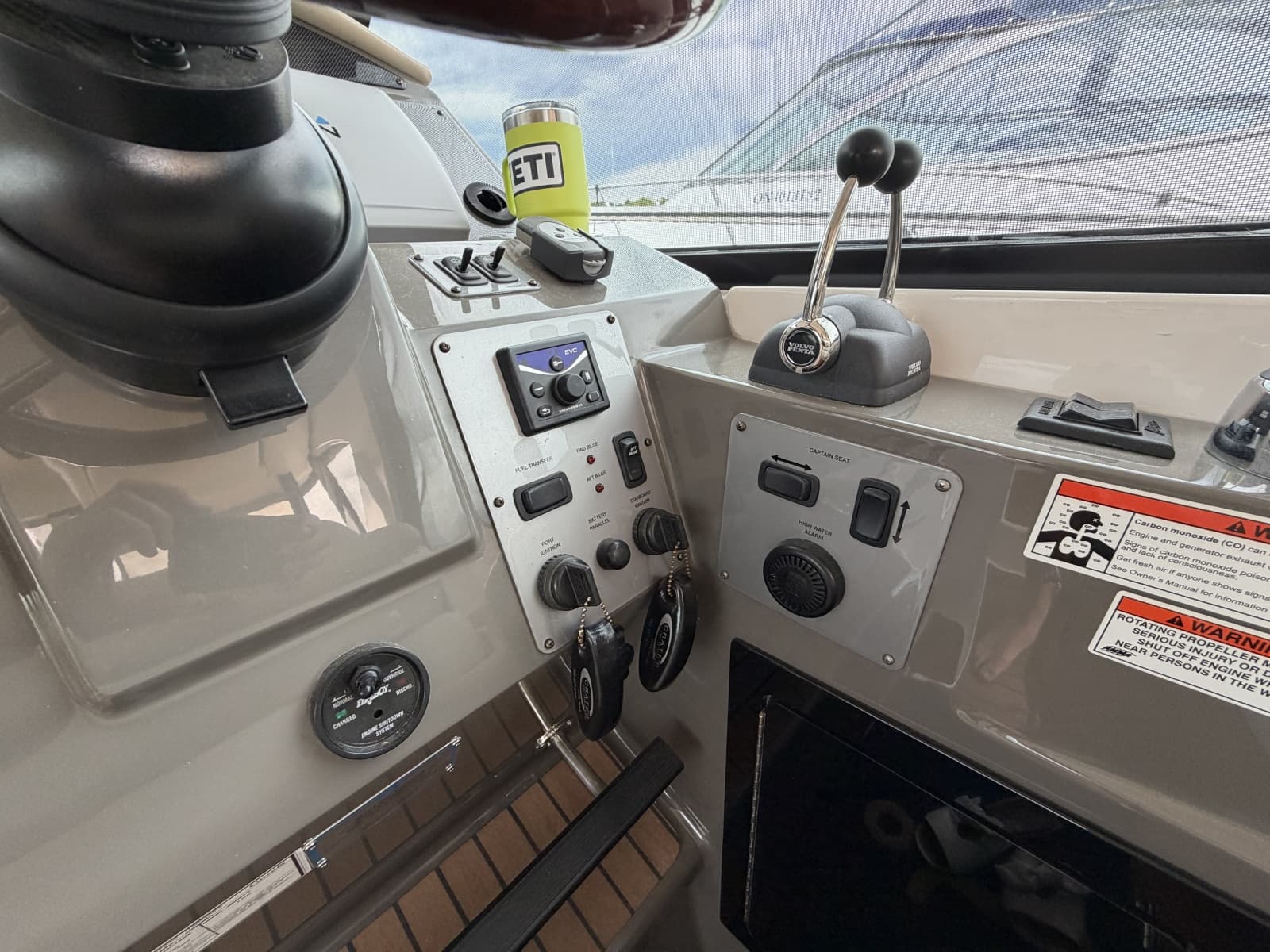 2011 Regal 46 Sports Coupe - Photo 15