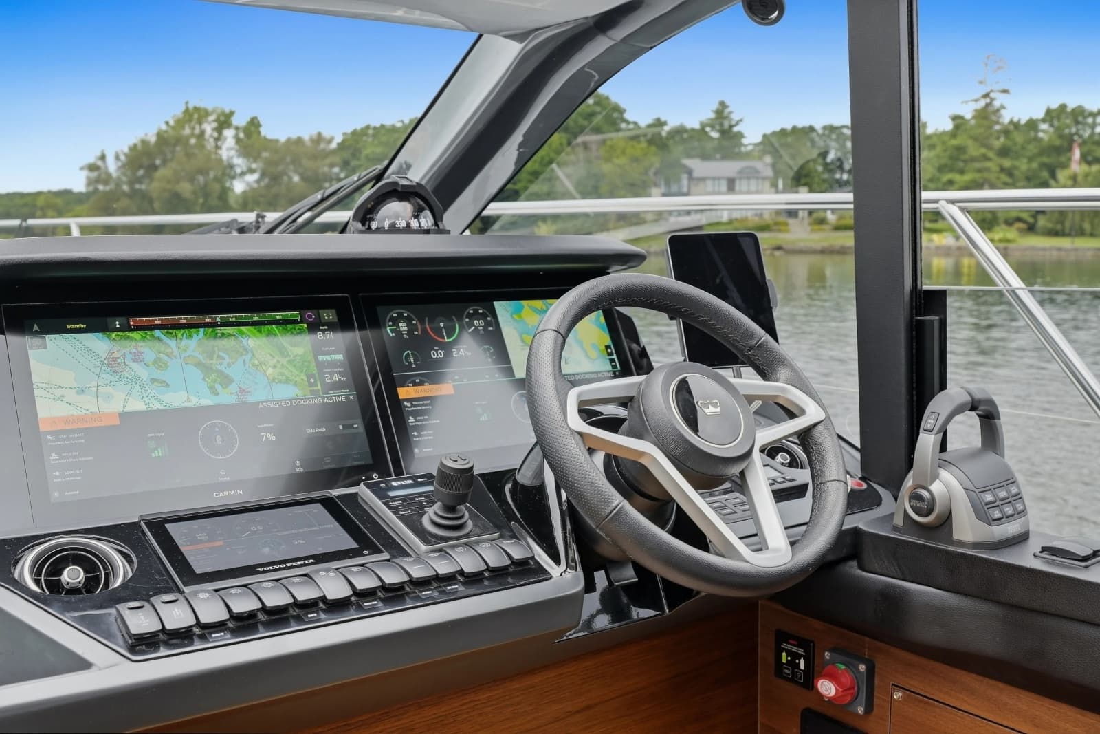 2023 Princess V50 Deck Saloon - Photo 24