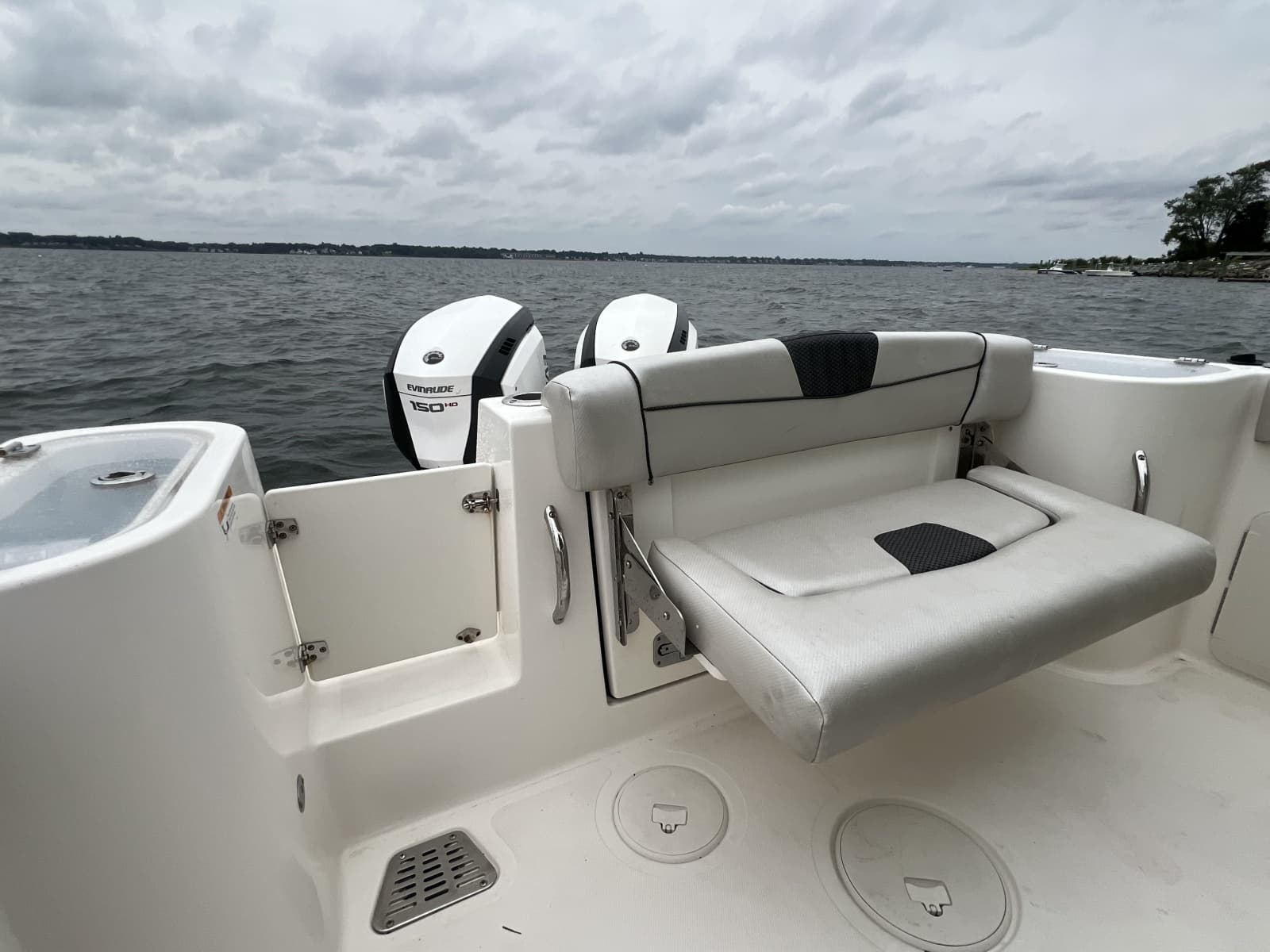 2019 Wellcraft 262 Fisherman - Photo 5