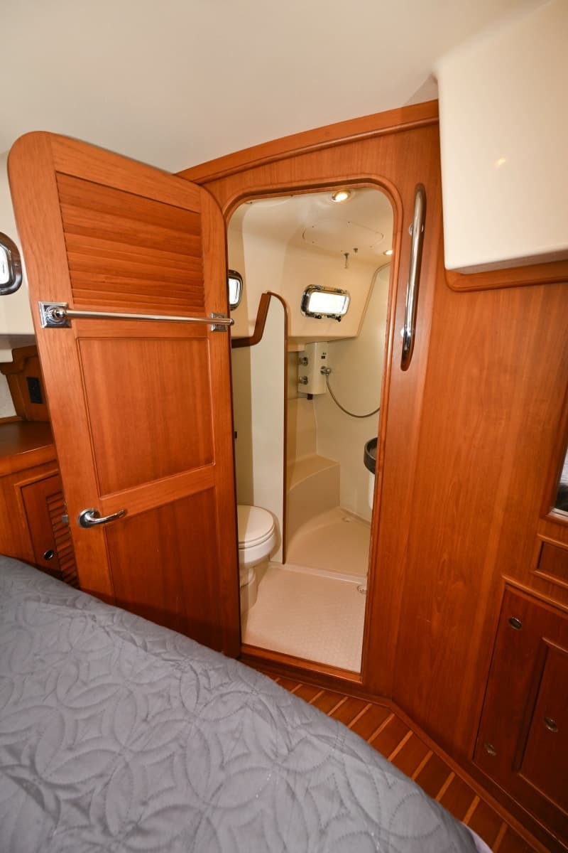 2005 Island Packet 445 - Photo 36