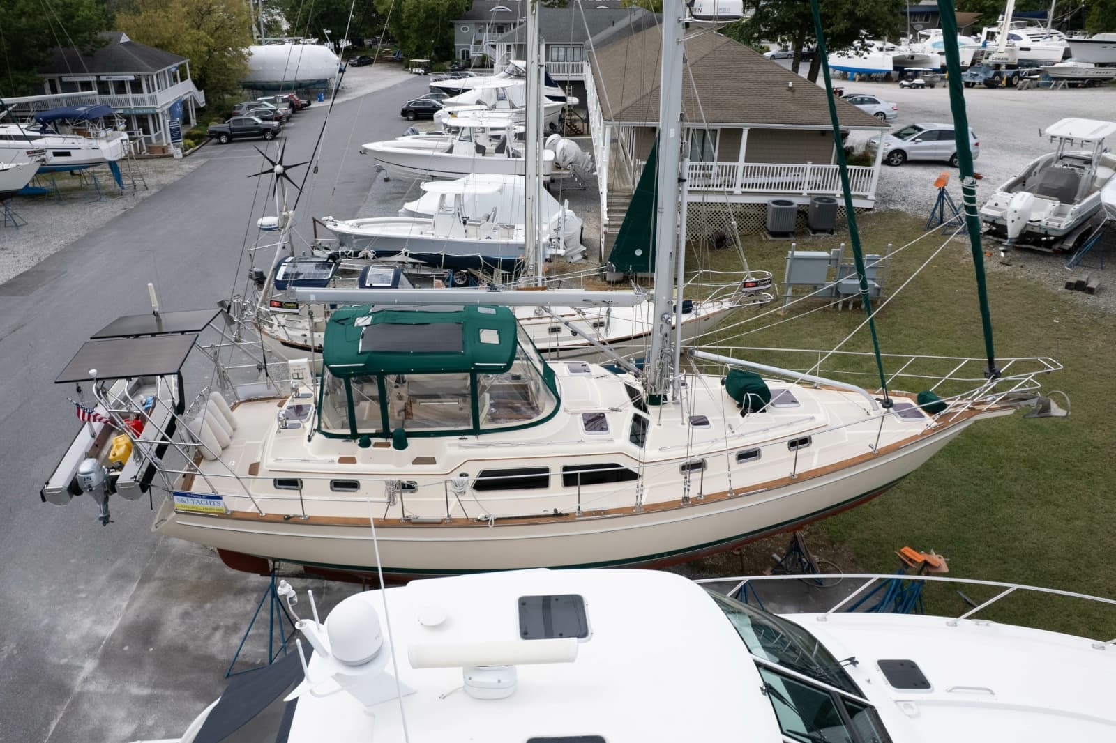 2005 Island Packet 445 - Photo 4