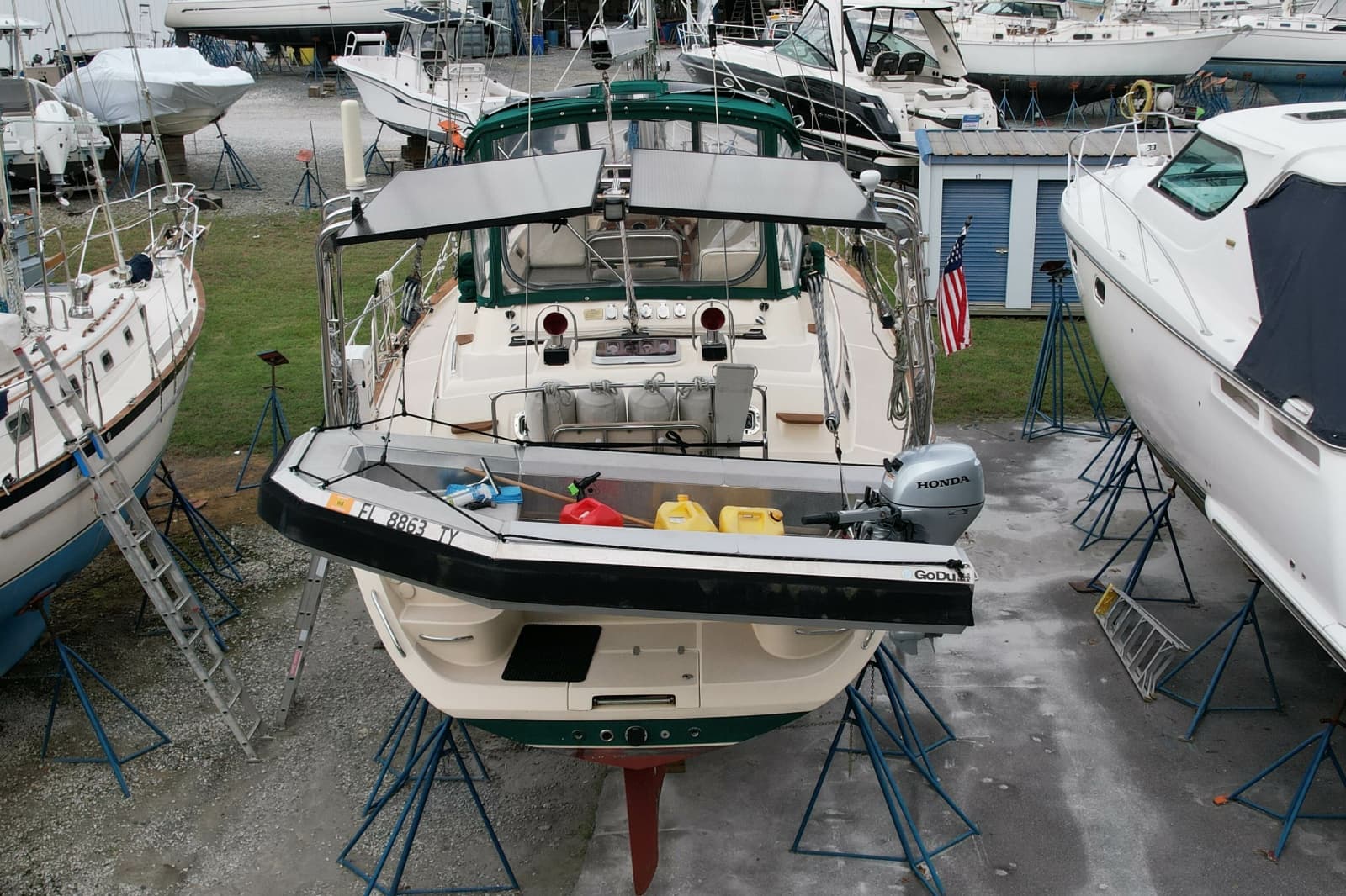 2005 Island Packet 445 - Photo 9