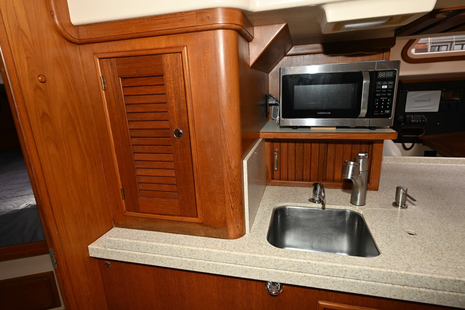 2005 Island Packet 445 - Photo 32