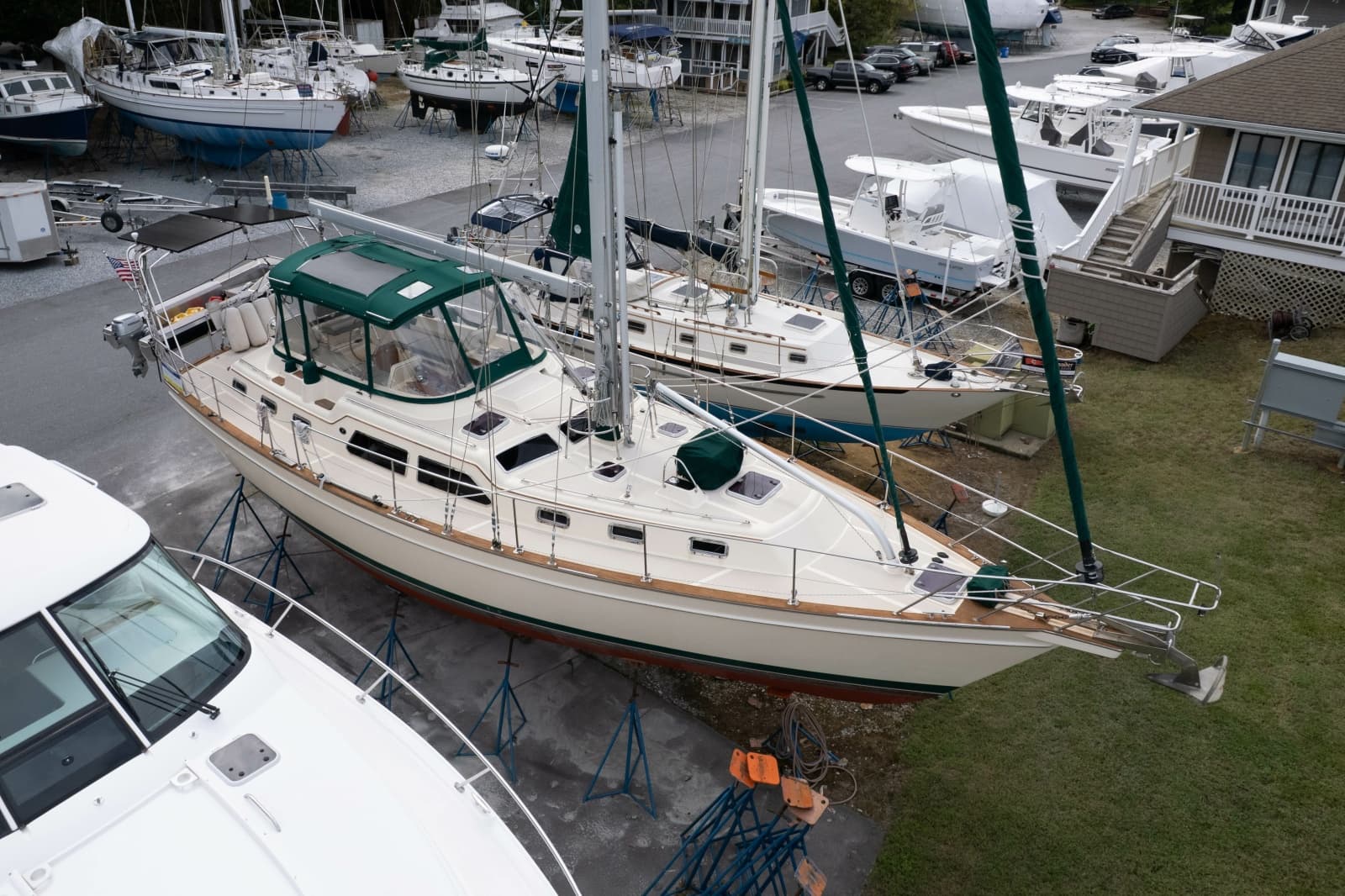 2005 Island Packet 445 - Photo 3