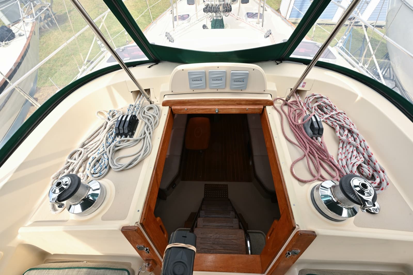 2005 Island Packet 445 - Photo 15