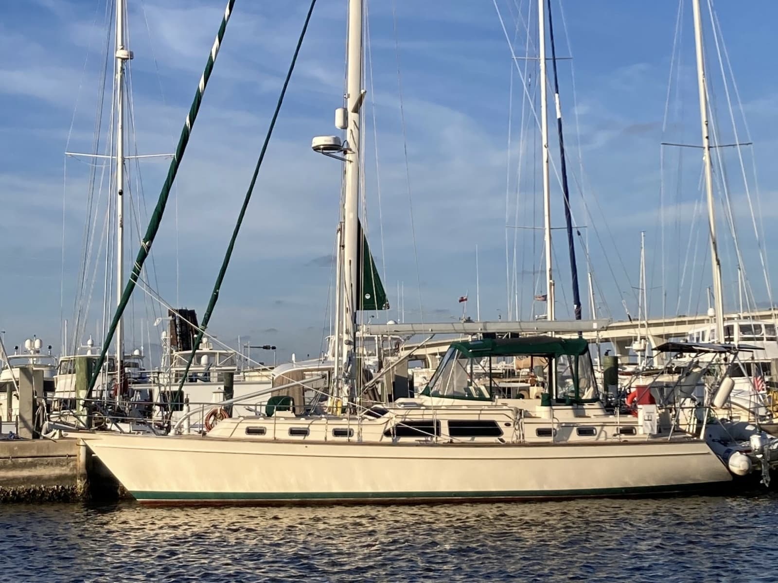 2005 Island Packet 445 - Photo 1