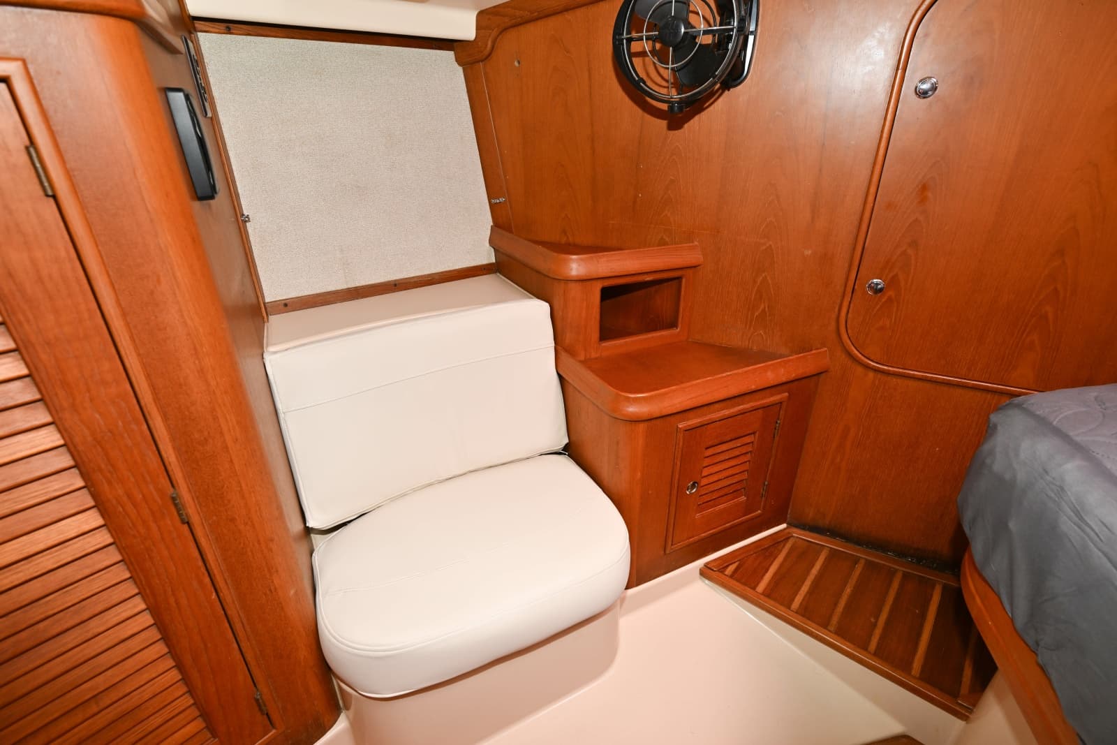 2005 Island Packet 445 - Photo 35