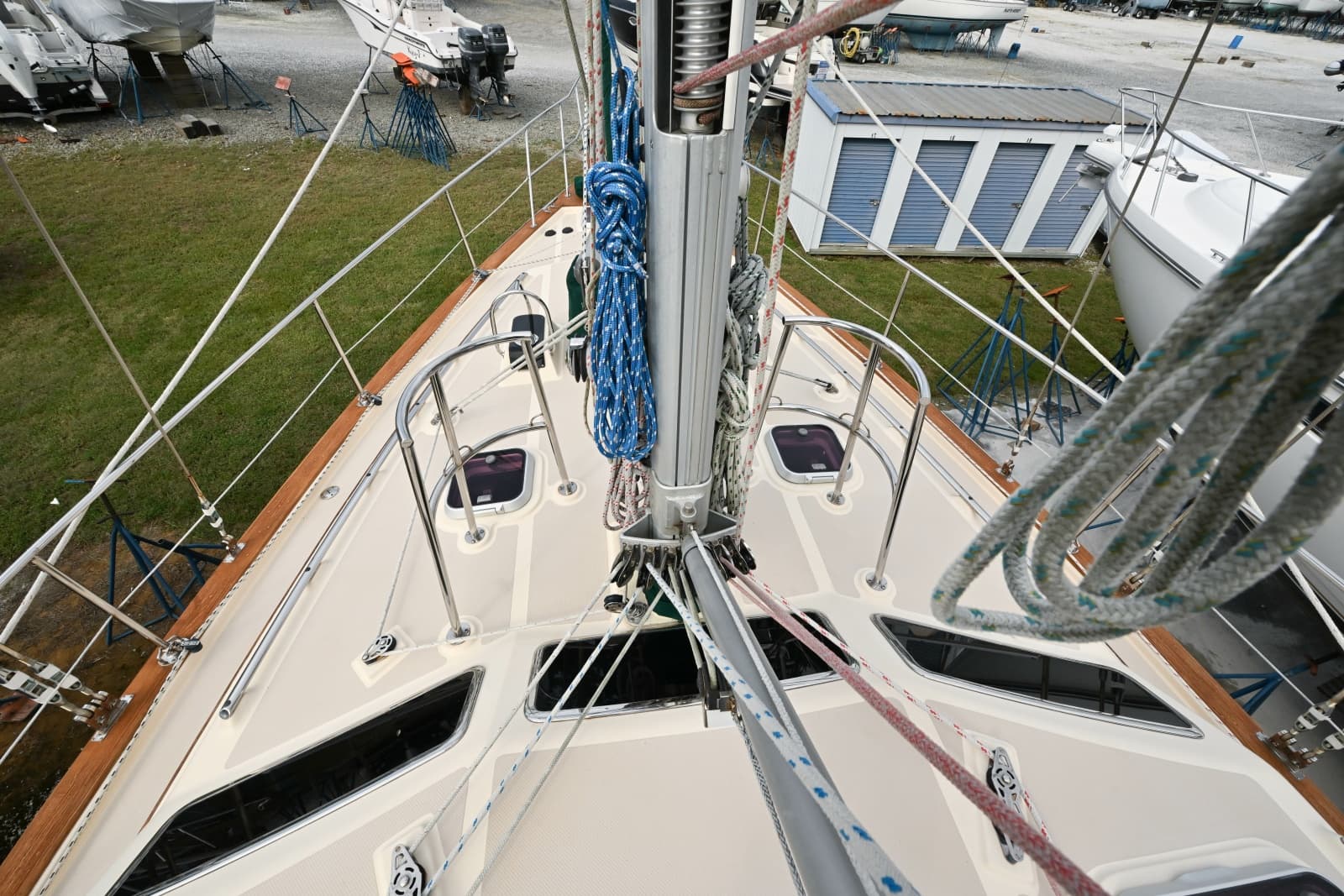 2005 Island Packet 445 - Photo 48