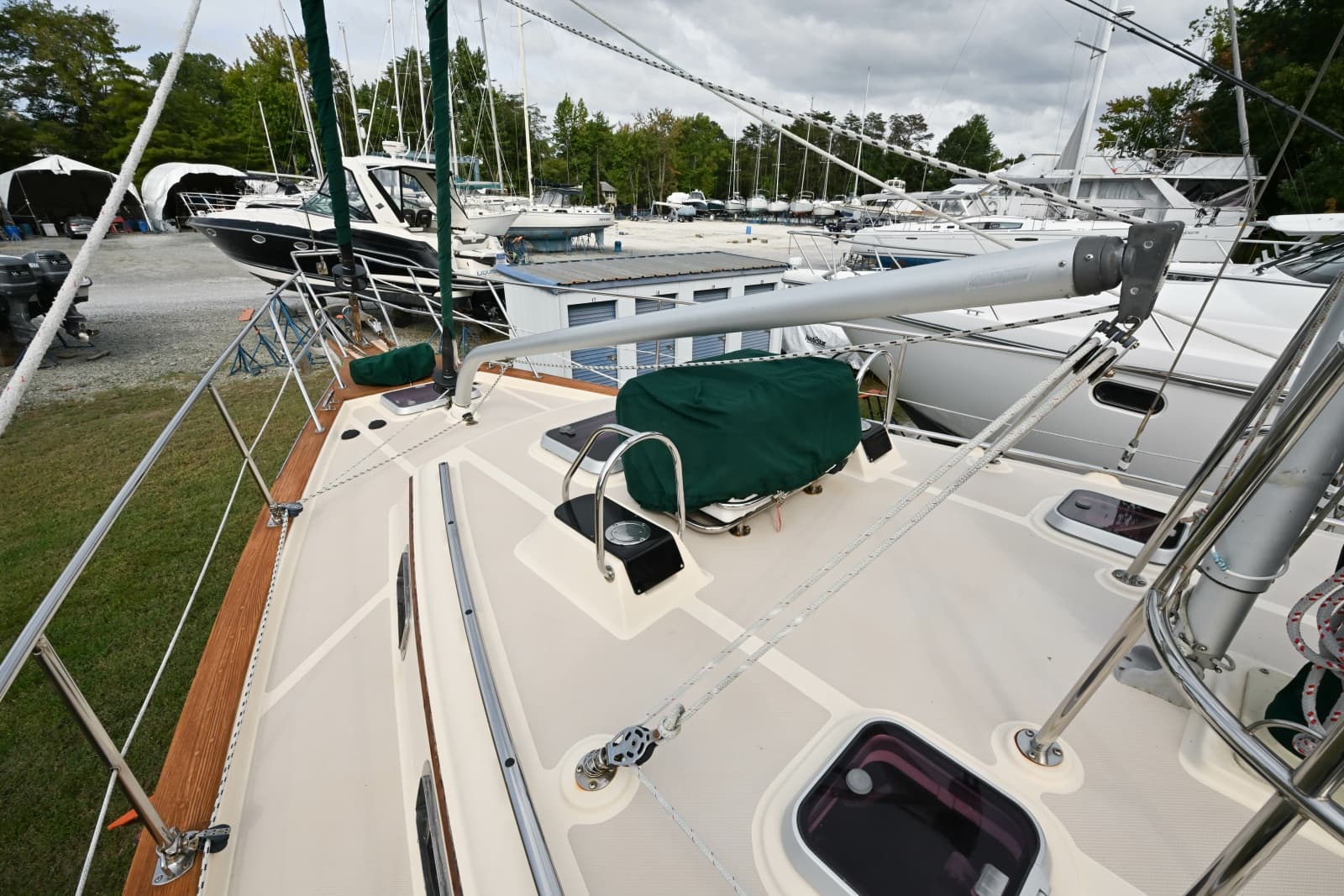 2005 Island Packet 445 - Photo 49