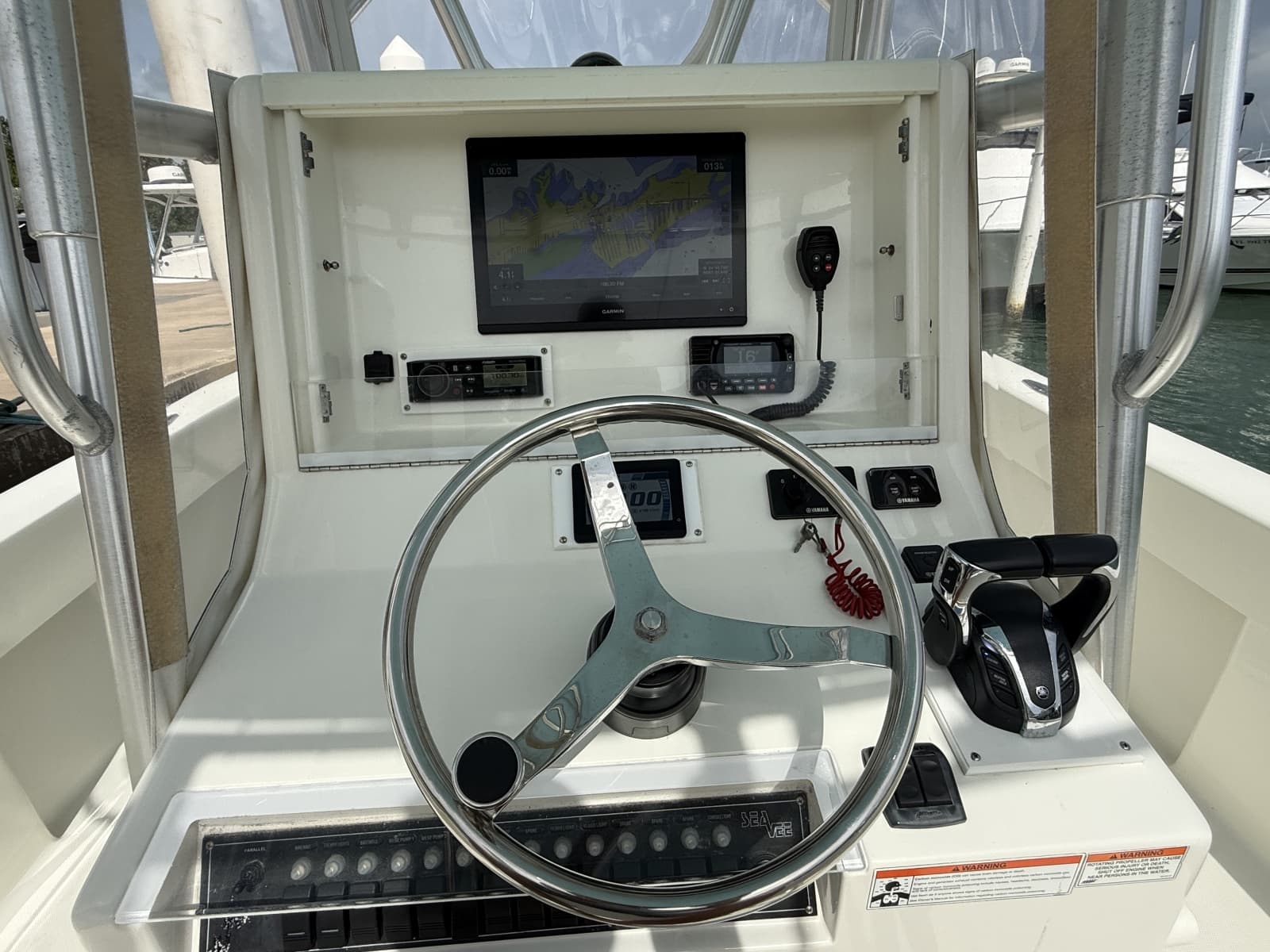 2012 SeaVee 320B - Photo 15