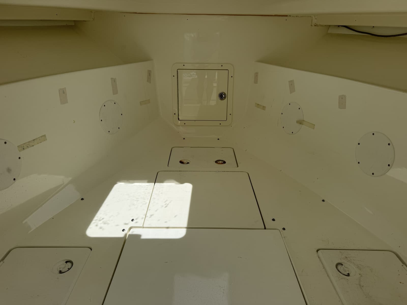 2012 SeaVee 320B - Photo 7