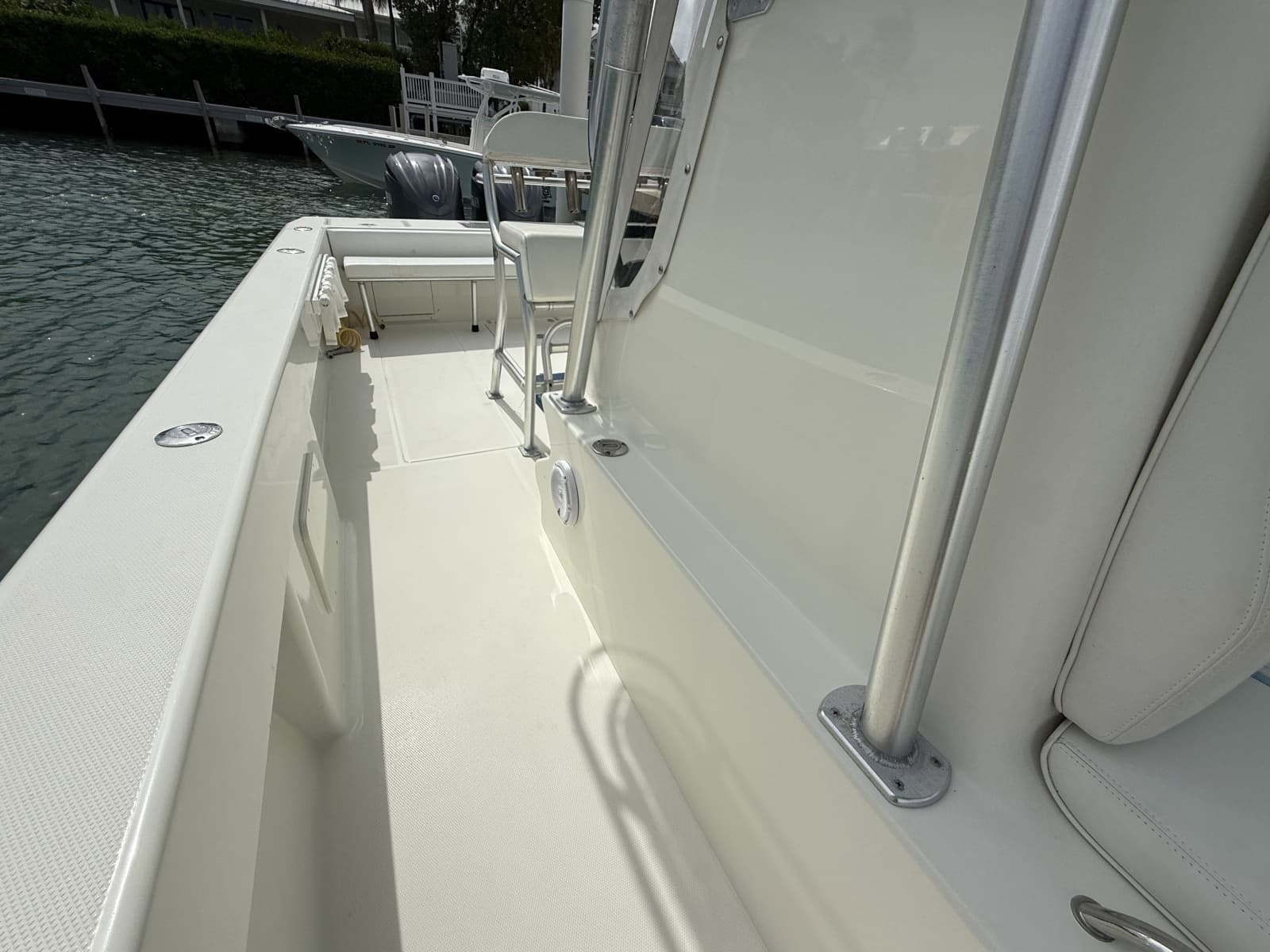 2012 SeaVee 320B - Photo 13