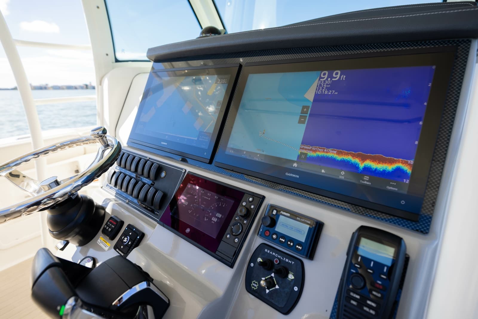 2017 Boston Whaler 370 Outrage - Photo 34