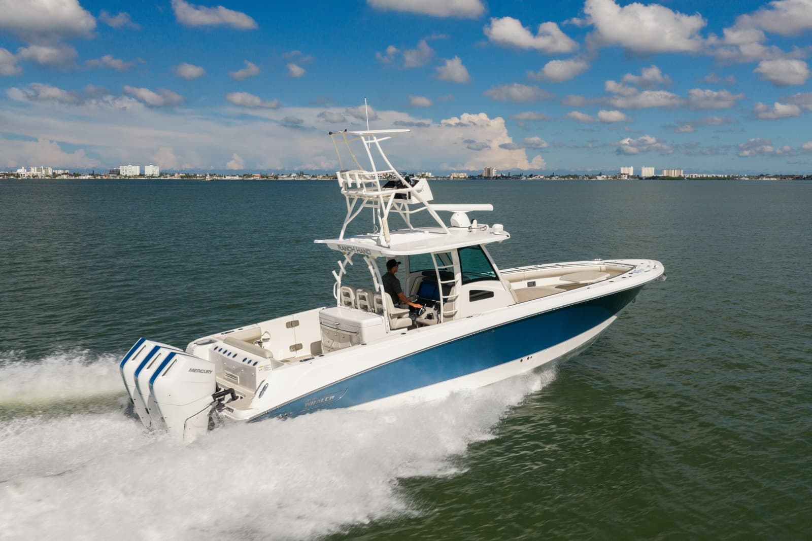 2017 Boston Whaler 370 Outrage - Photo 8