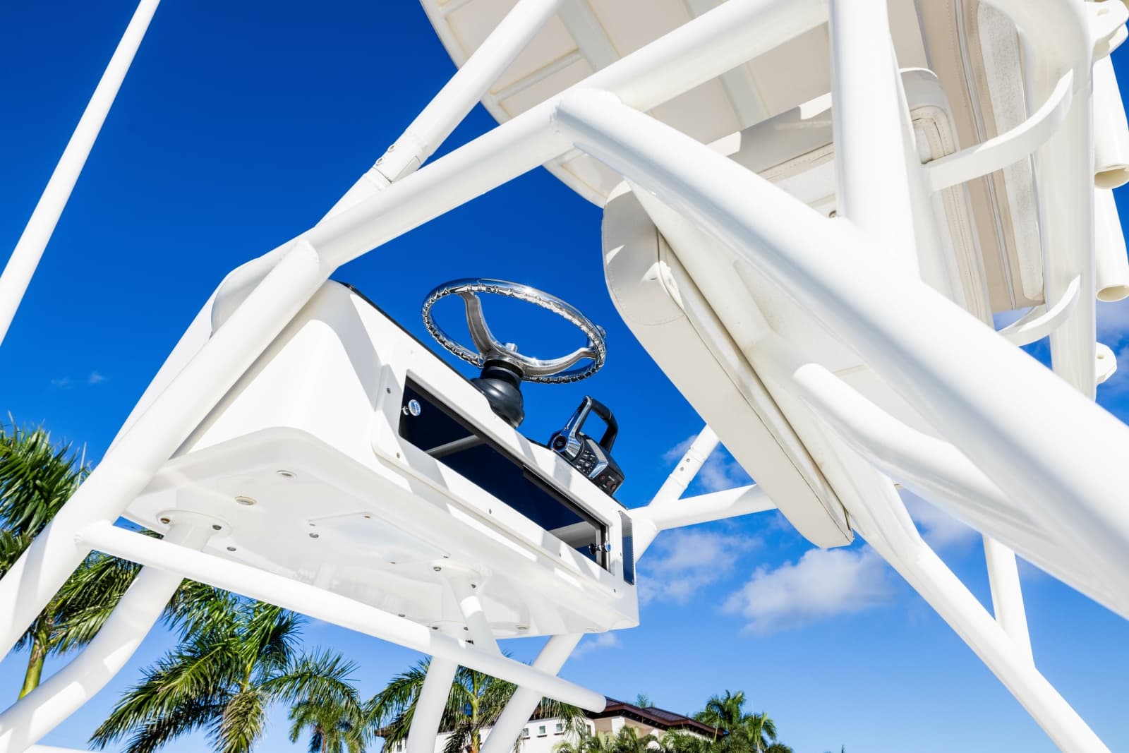 2017 Boston Whaler 370 Outrage - Photo 25