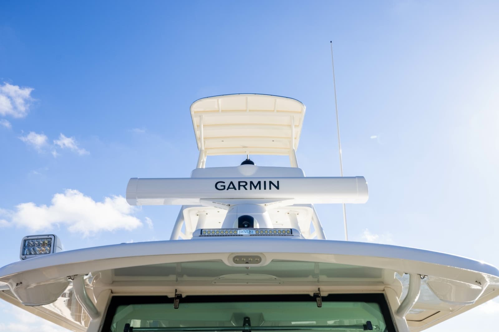 2017 Boston Whaler 370 Outrage - Photo 22